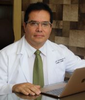 Dr. Ricardo Rodríguez Guerra