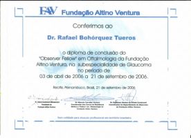 especialistas glaucoma lima Dr. Rafael Antonio Bohórquez Tueros